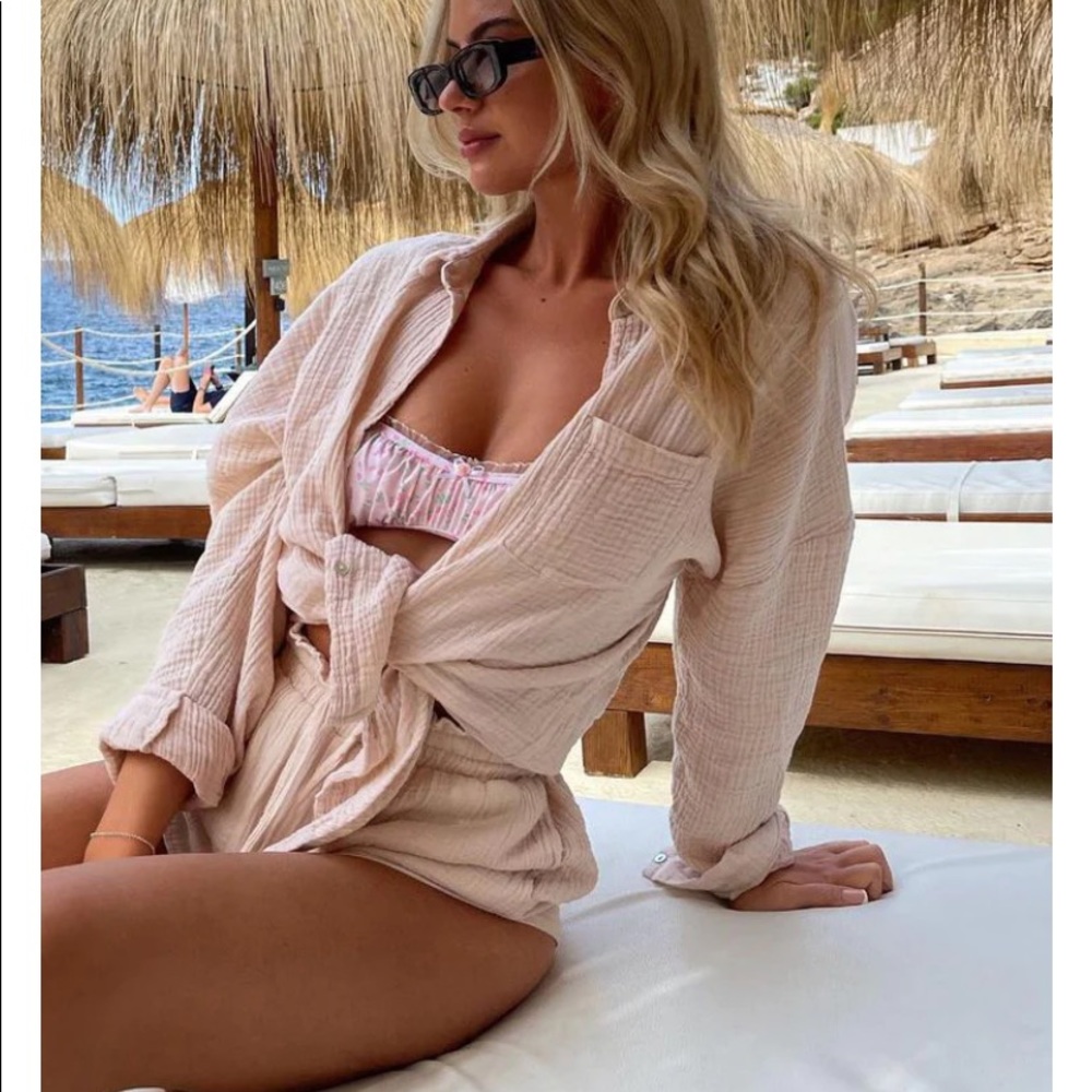 White Fox Boutique Pale Pink Gauze Shorts Set